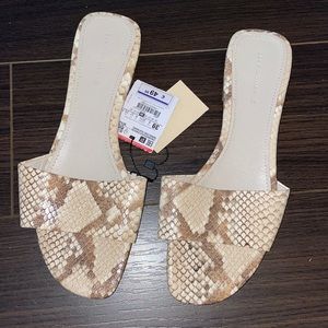 Snake pattern slide sandals